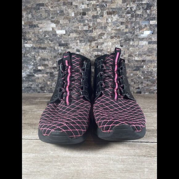 Nike Roshe One Mid Black Pink Leather Sneakers Size 7Y Womens 8.5 807576 001 - Picture 2 of 8